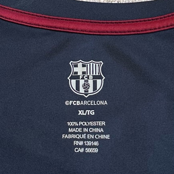 FC BARCELONA Navy Short Sleeve Shirt Barca Crest Soccer Football Boy Girl XL - Picture 5 of 9